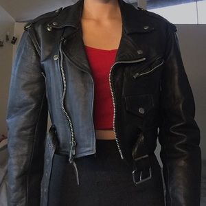 GENUINE COWHIDE leather jacket 🖤